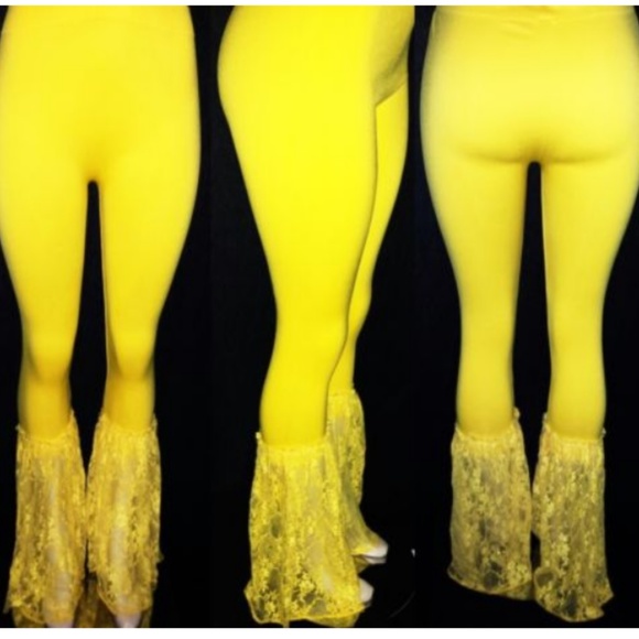 Sexy Yellow Spandex Legging with Lace Bottoms. - Picture 5 of 5